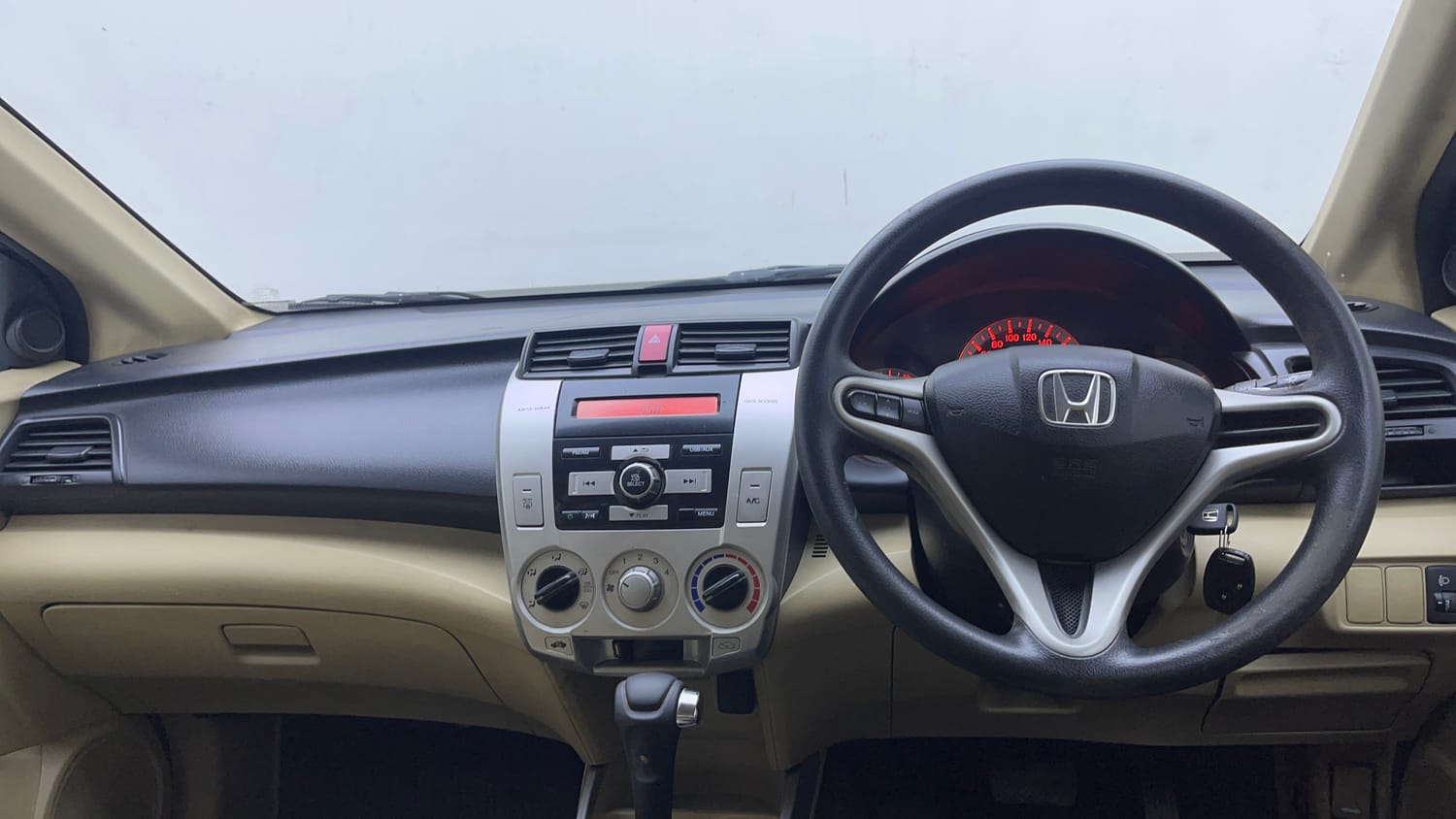 Used 2011 Honda City 1.5 V AT Petrol Automatic interior DASHBOARD VIEW