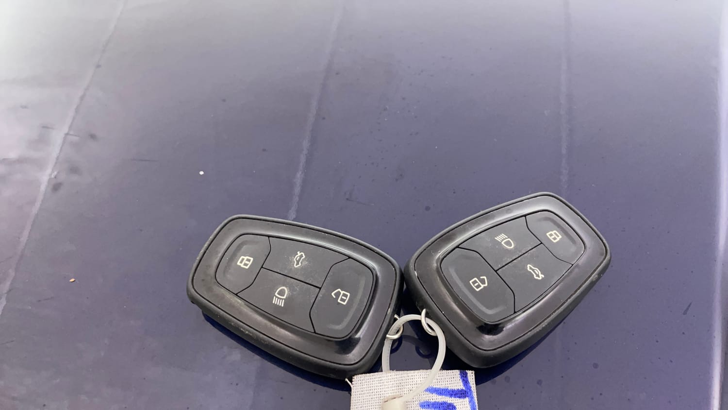 Used 2023 Tata Altroz XZ Plus Petrol Petrol Manual extra CAR KEY VIEW