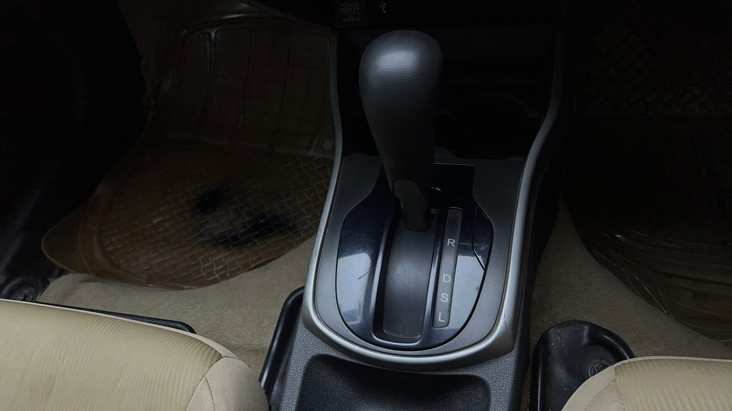 Used 2016 Honda City SV CVT Petrol Automatic interior GEAR  KNOB VIEW