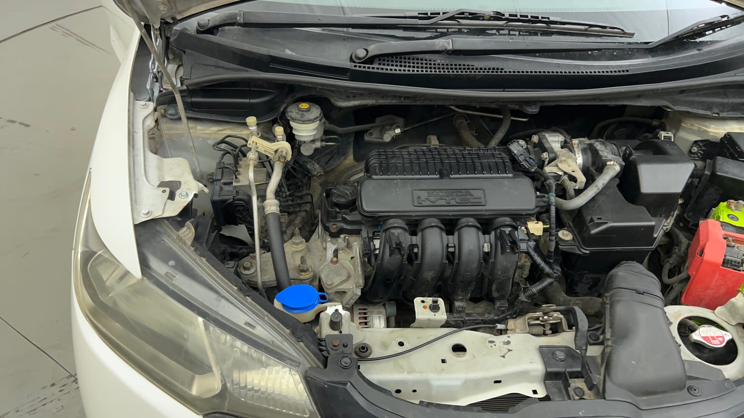 Used 2016 Honda Jazz V Petrol Petrol Manual engine ENGINE RIGHT SIDE VIEW