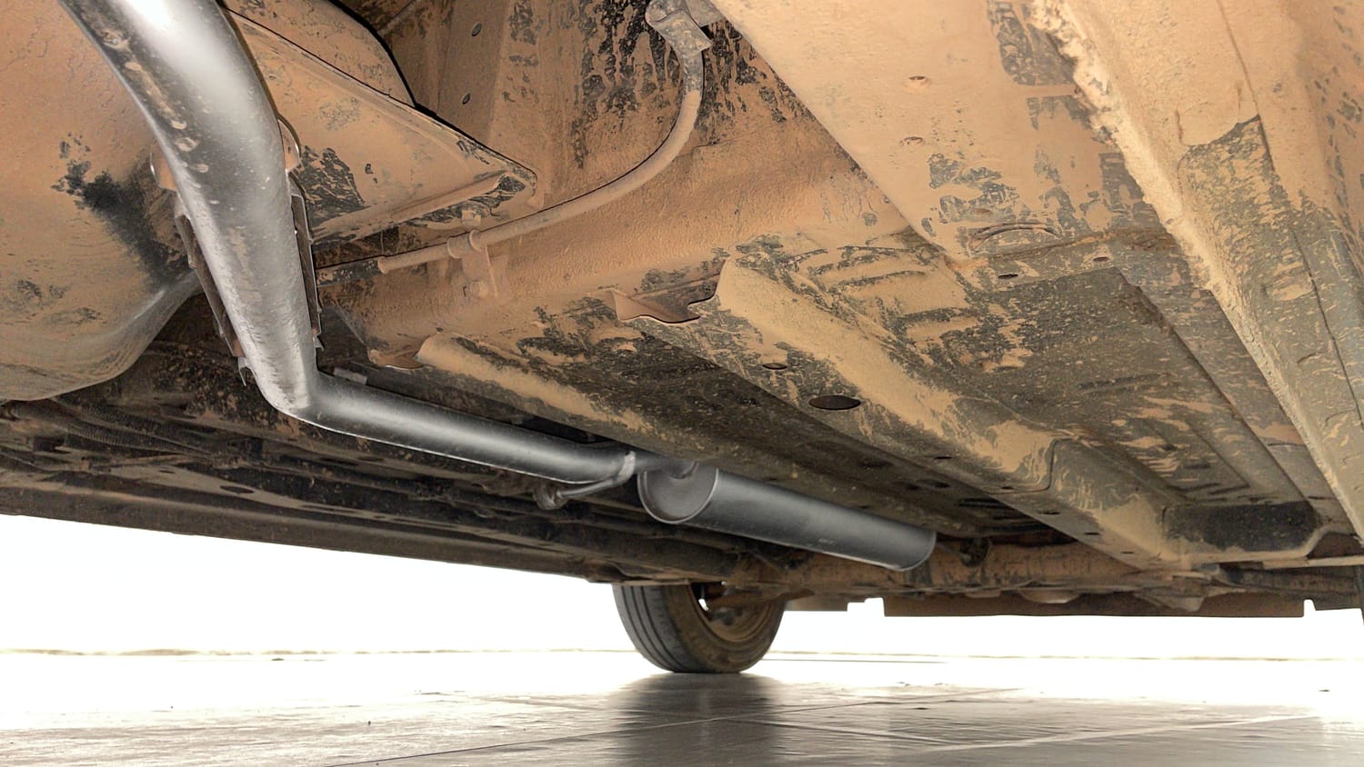 Used 2023 Tata Altroz XZ Plus Petrol Petrol Manual extra REAR RIGHT UNDERBODY VIEW