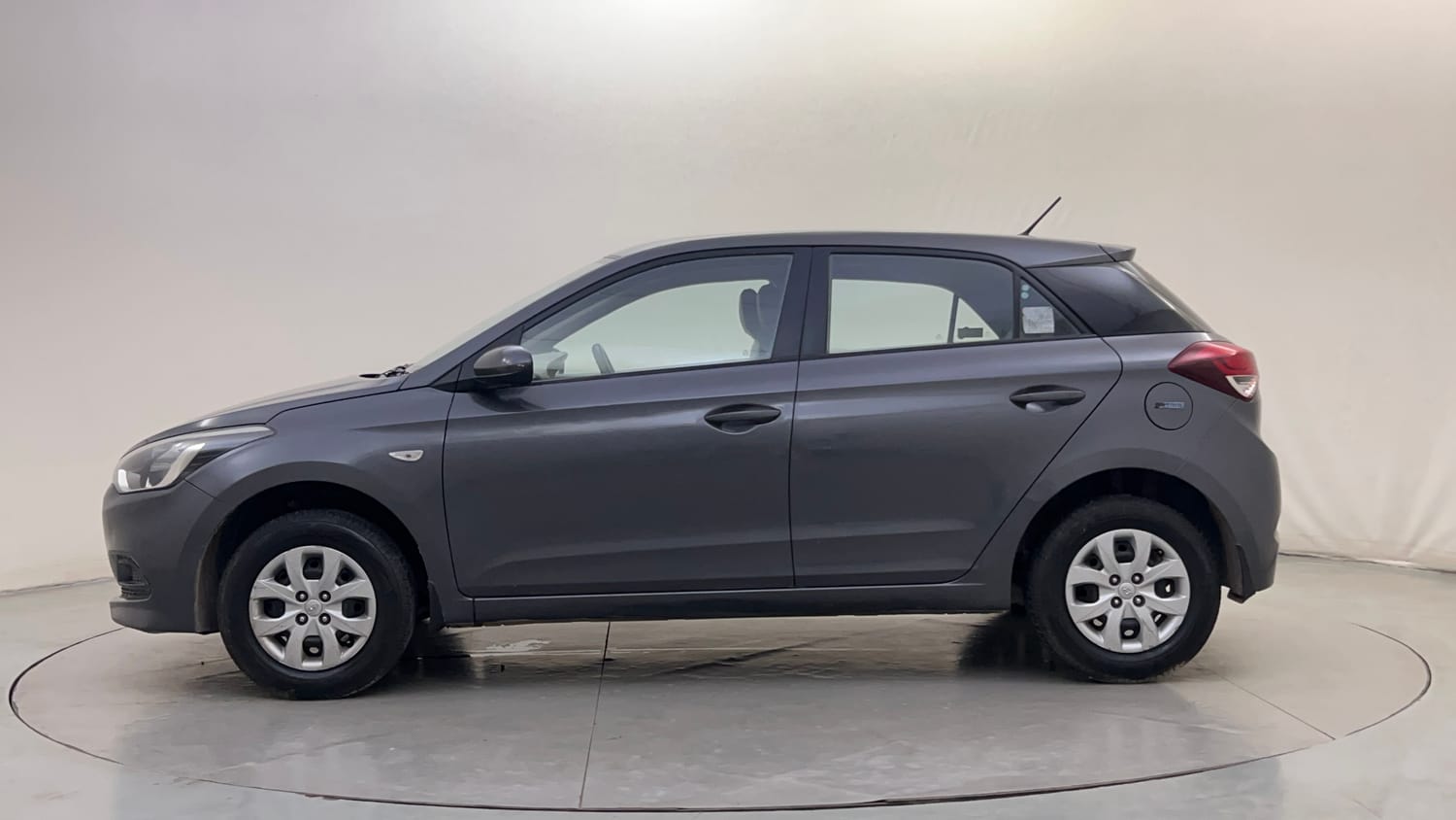 Used 2017 Hyundai Elite i20 Magna Executive 1.2 Petrol Manual exterior LEFT SIDE VIEW