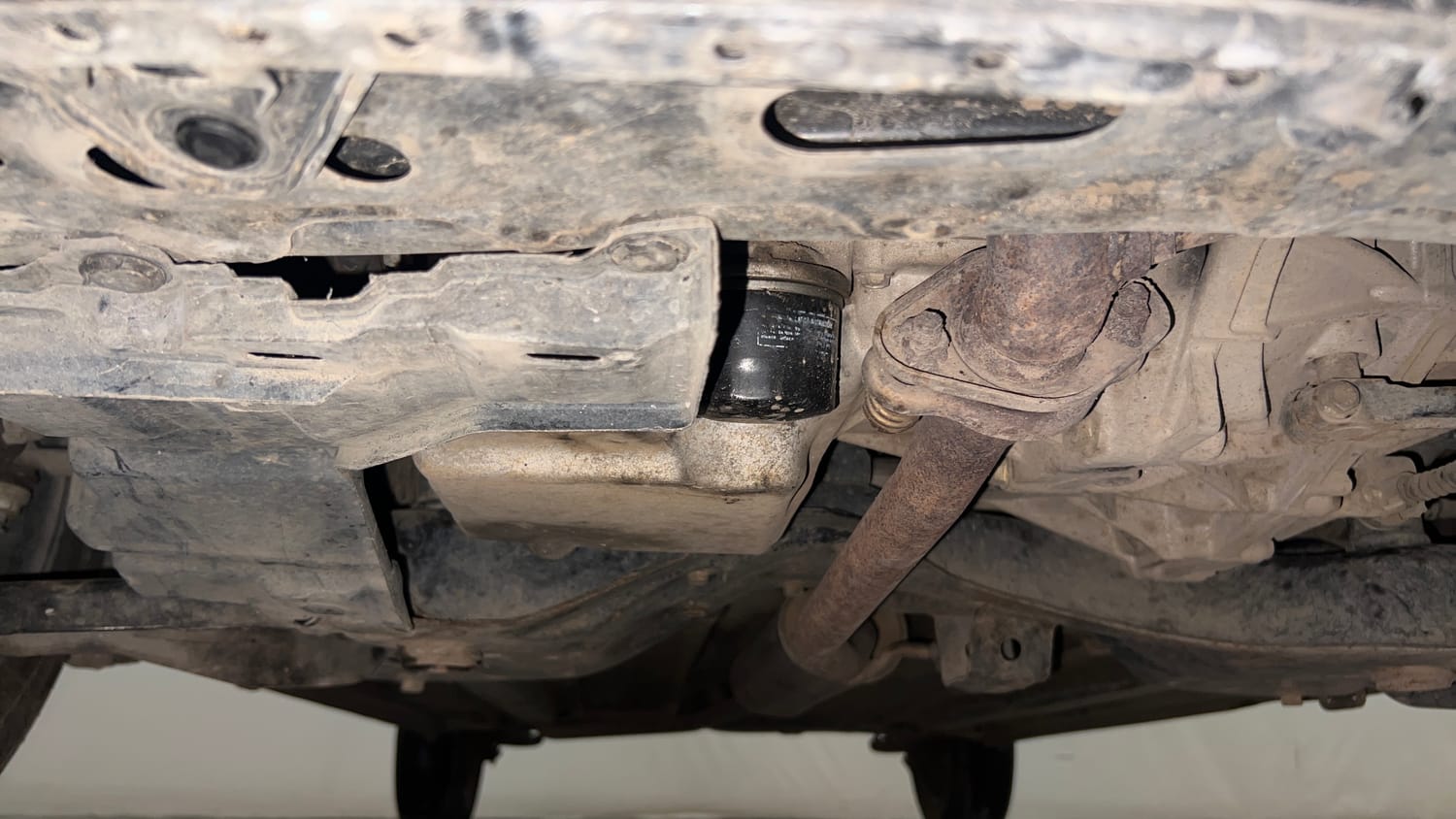 Used 2017 Maruti Suzuki Celerio ZXi Petrol Manual extra FRONT LEFT UNDERBODY VIEW