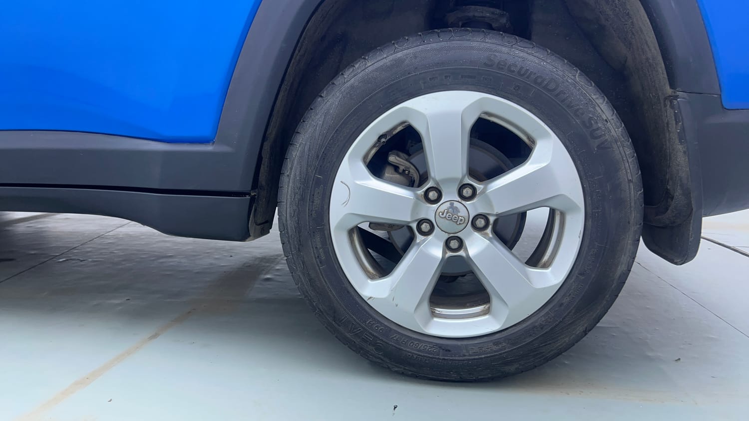 Used 2018 Jeep Compass Limited 1.4 Petrol AT Petrol Automatic tyres LEFT REAR TYRE RIM VIEW