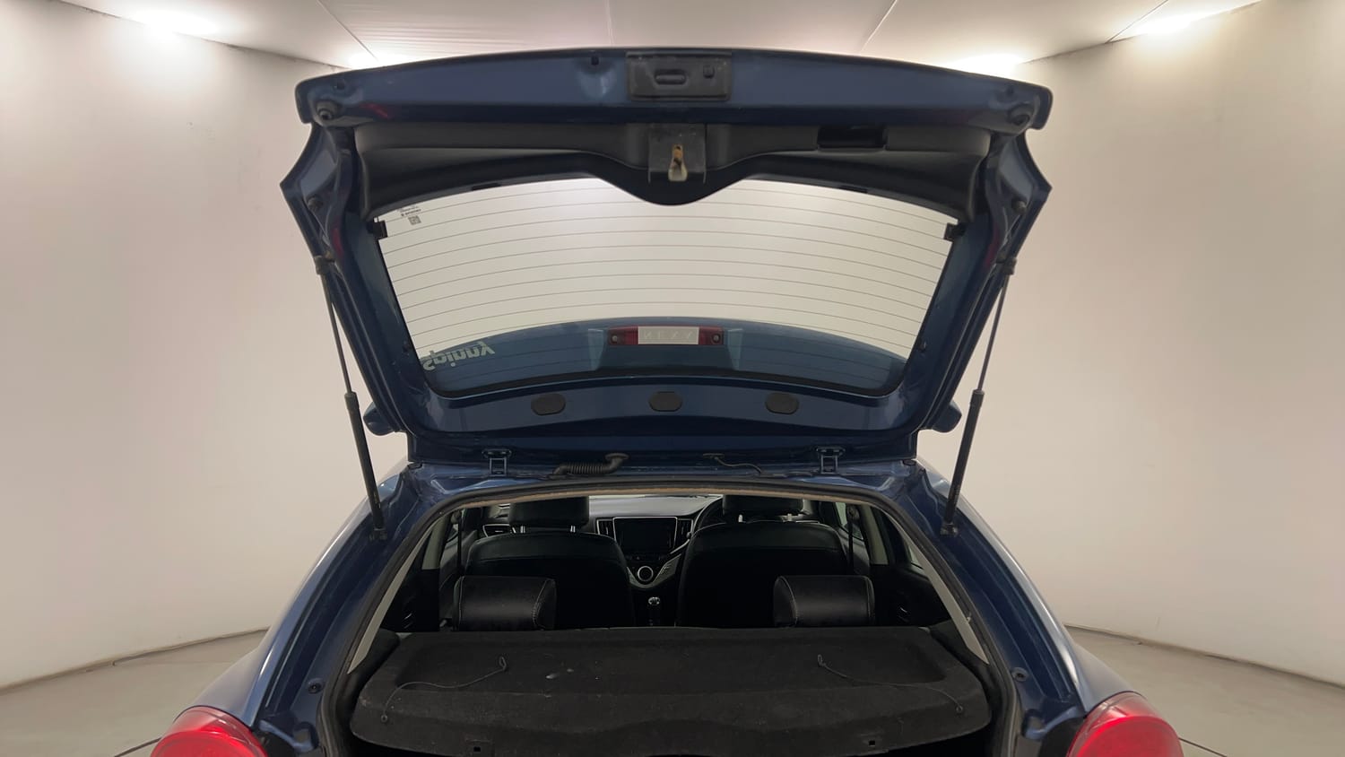 Used 2016 null Petrol Manual interior DICKY DOOR OPEN VIEW