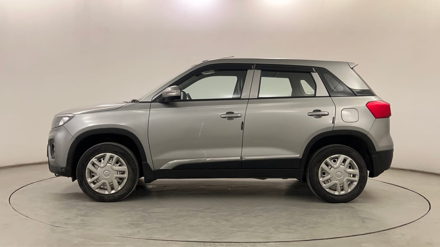 Used 2022 maruti-suzuki Vitara Brezza LXi Petrol Manual exterior LEFT SIDE VIEW