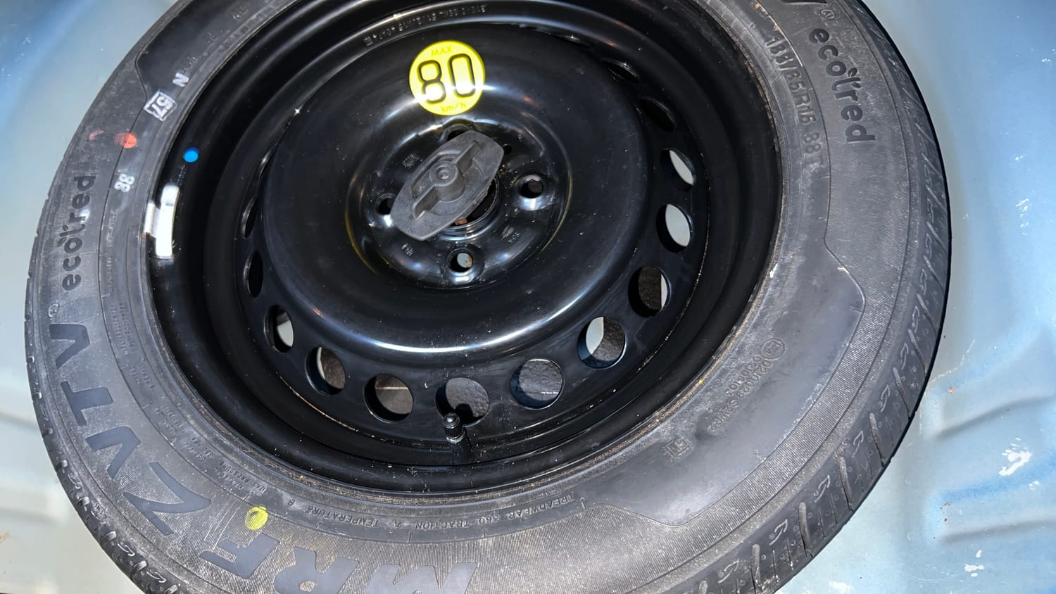 Used 2021 Maruti Suzuki Baleno Zeta Petrol Manual tyres SPARE TYRE VIEW