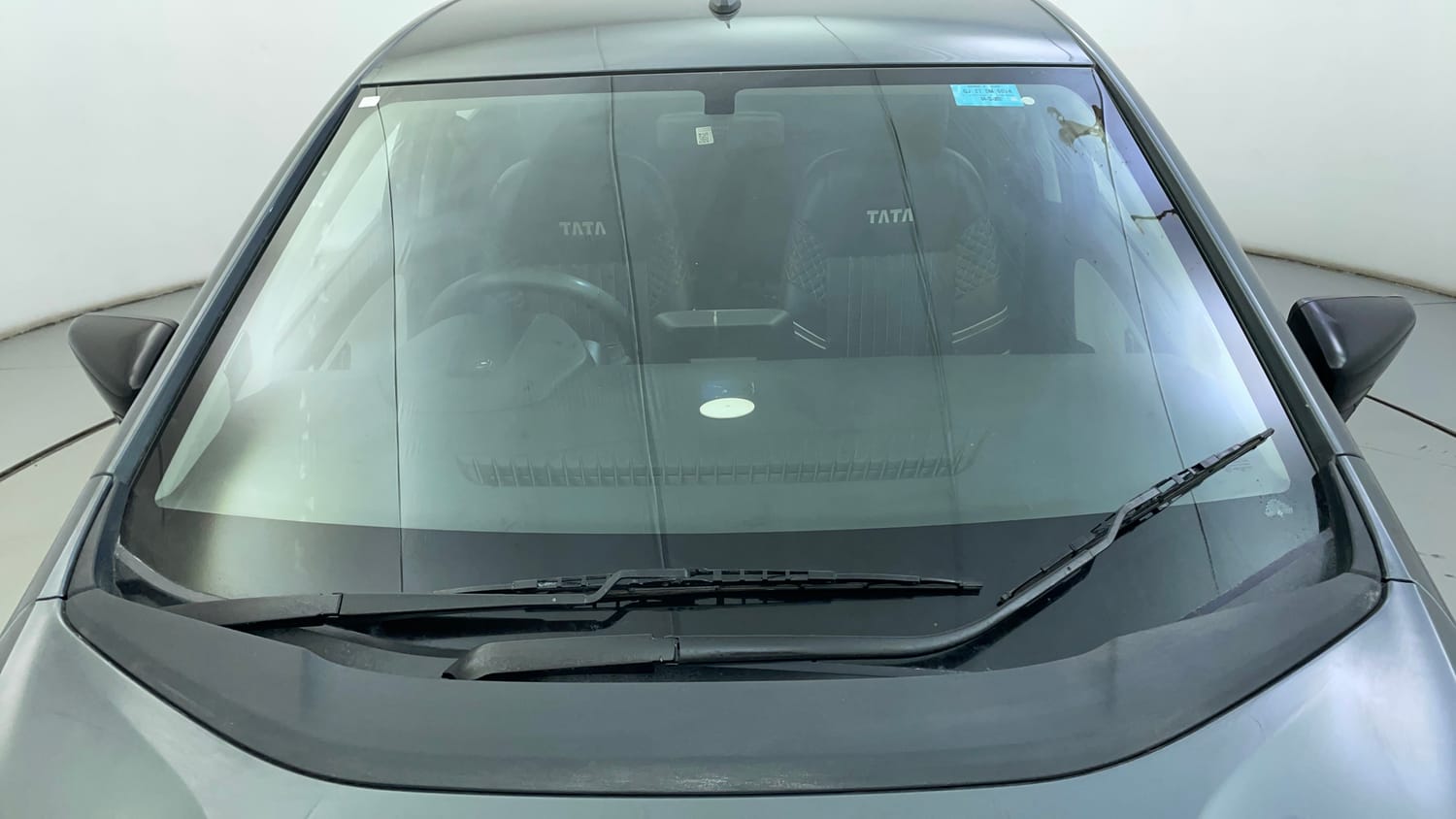 Used 2021 Tata Altroz XM Plus Petrol Petrol Manual exterior FRONT WINDSHIELD VIEW