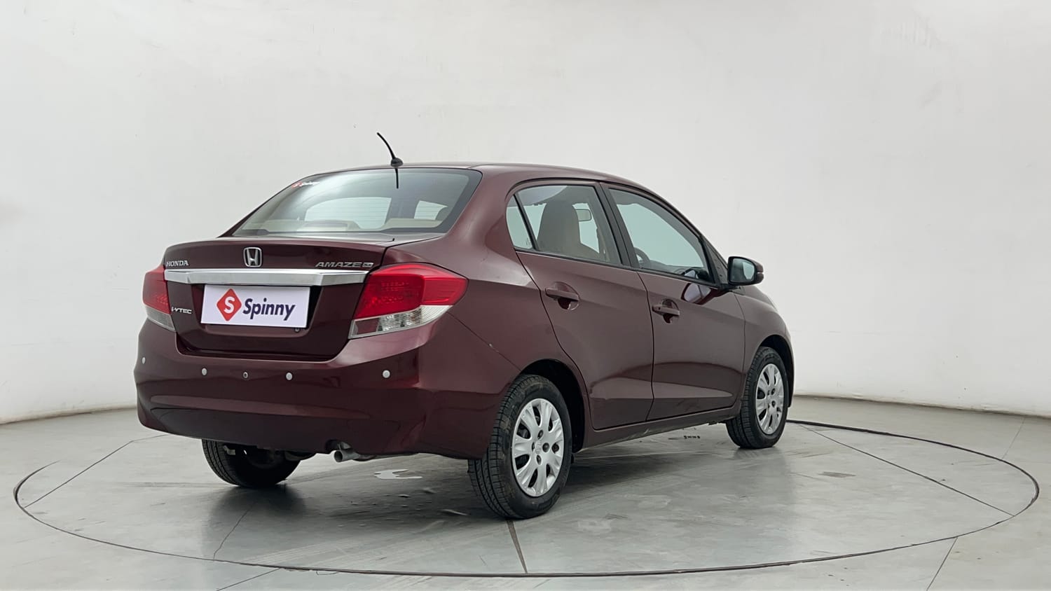 Used 2015 Honda Amaze 1.2 S i-VTEC Petrol Manual exterior RIGHT REAR CORNER VIEW
