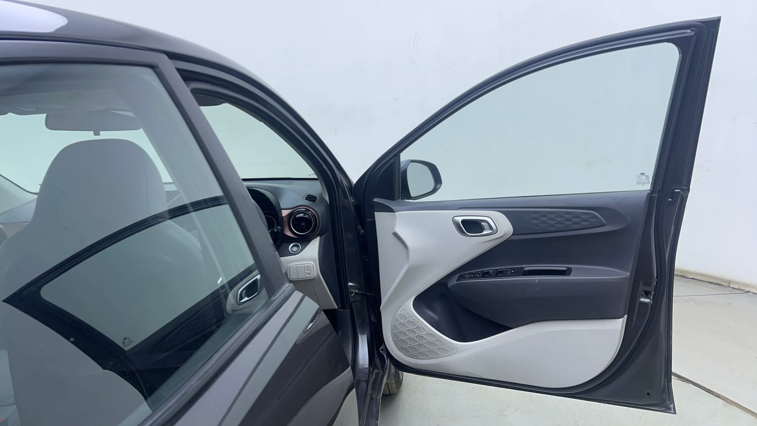 Used 2022 Hyundai Aura SX Plus 1.2 AMT Petrol Petrol Automatic interior RIGHT FRONT DOOR OPEN VIEW