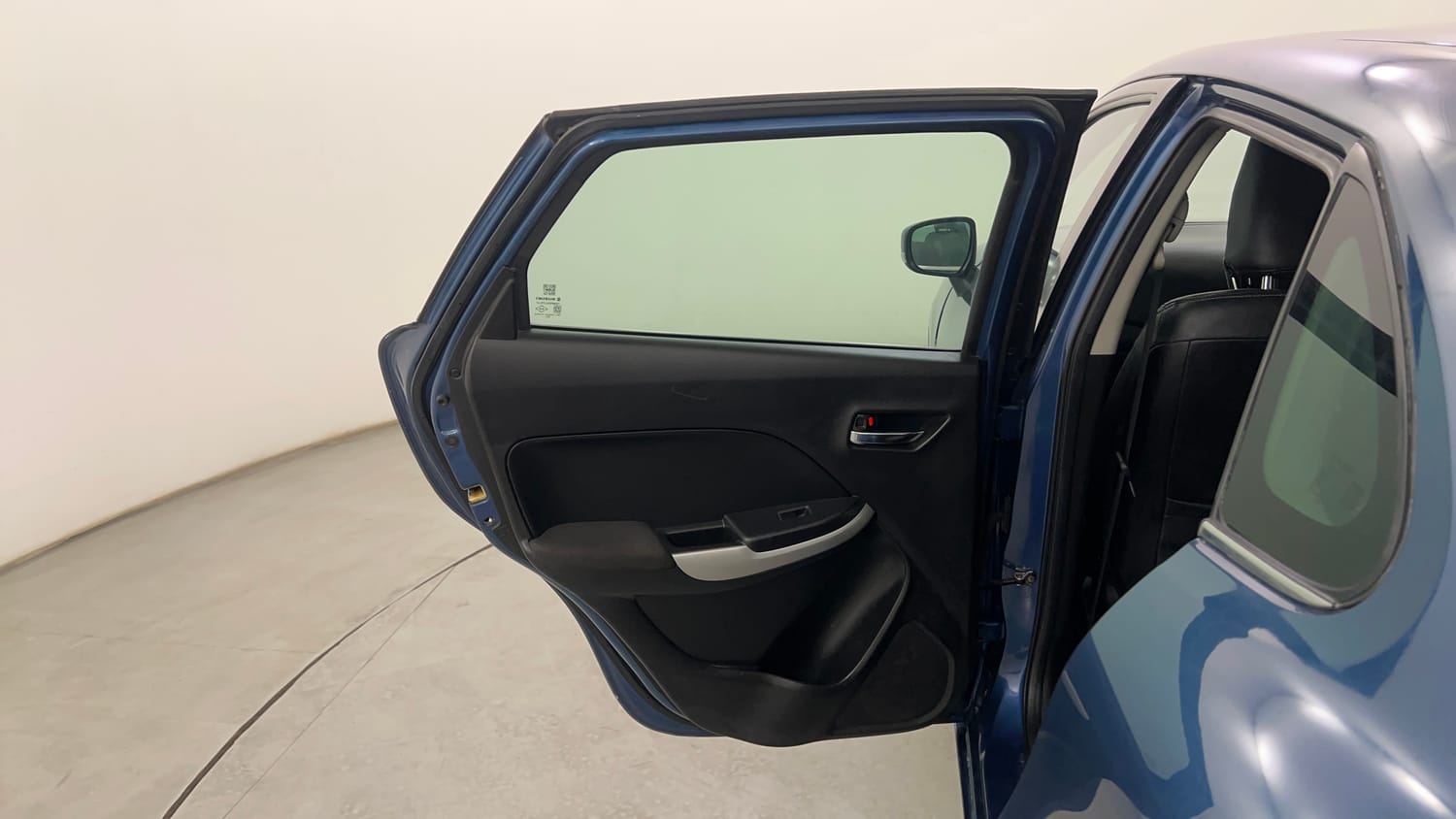 Used 2016 null Petrol Manual interior LEFT REAR DOOR OPEN VIEW