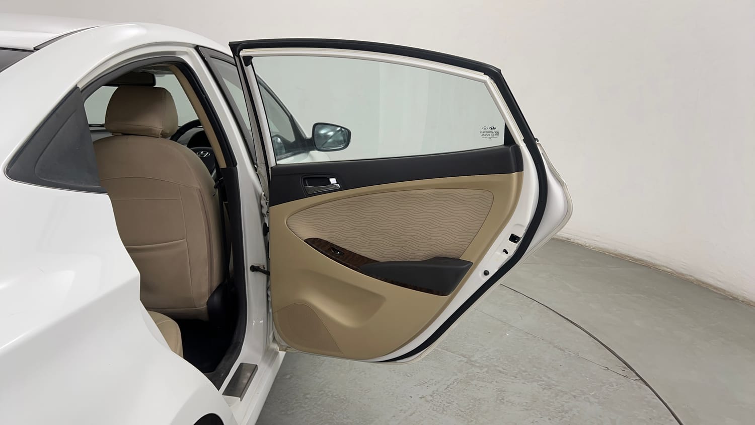 Used 2015 Hyundai Verna Fluidic 1.6 VTVT SX Petrol Manual interior RIGHT REAR DOOR OPEN VIEW