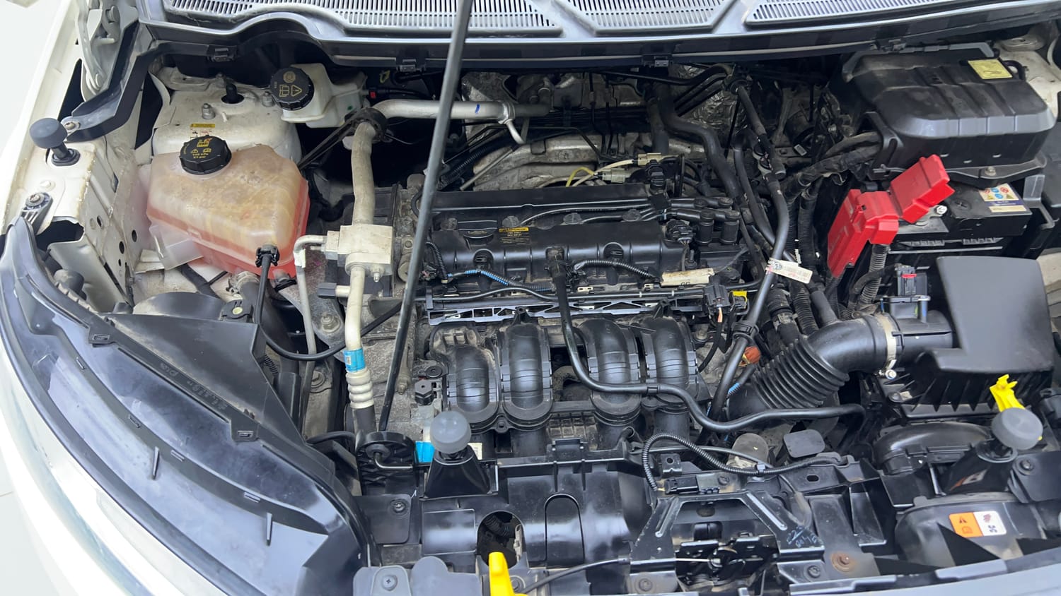 Used 2017 Ford EcoSport Titanium 1.5L Ti-VCT Petrol Manual engine ENGINE RIGHT SIDE VIEW