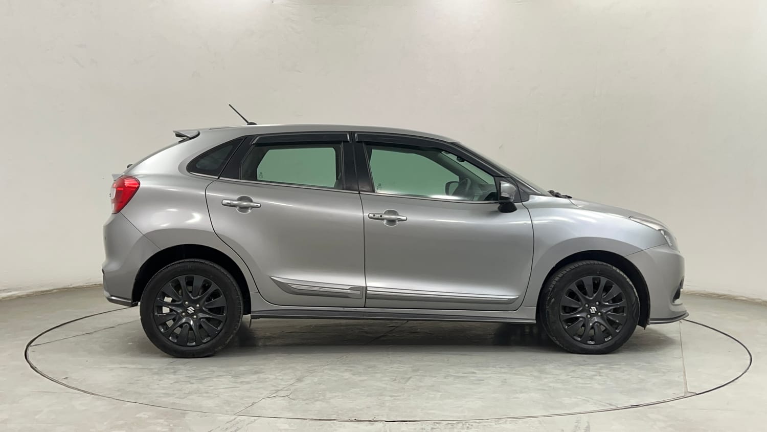 Used 2017 Maruti Suzuki Baleno RS 1.0 Petrol Manual exterior RIGHT SIDE VIEW