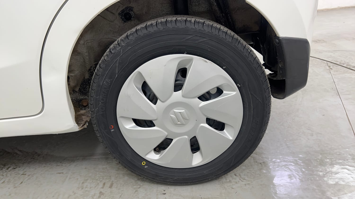 Used 2016 Maruti Suzuki Celerio VXi CNG Cng Manual tyres LEFT REAR TYRE RIM VIEW