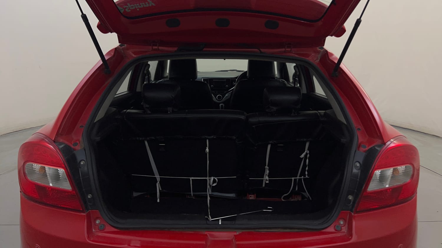 Used 2018 Maruti Suzuki Baleno Delta 1.2 AT Petrol Automatic interior DICKY INSIDE VIEW