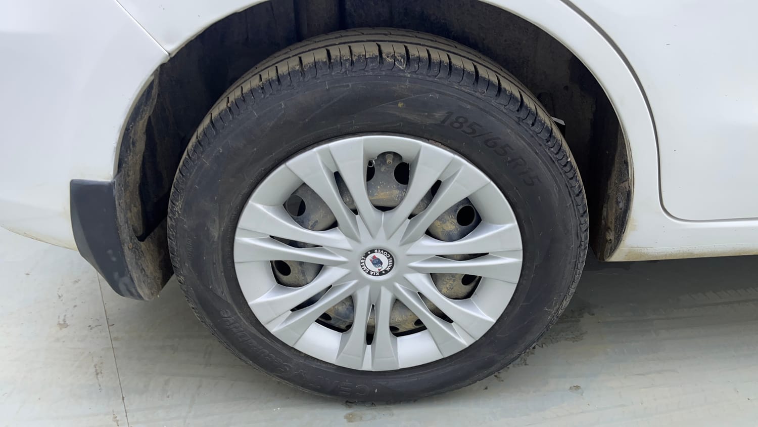 Used 2014 Maruti Suzuki Ertiga Vxi Petrol Manual tyres RIGHT REAR TYRE RIM VIEW