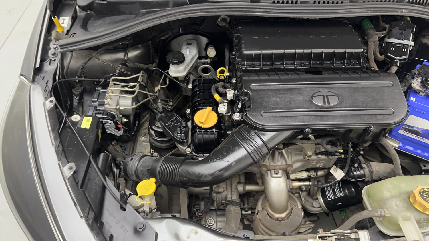 Used 2022 Tata Tiago XE Petrol Manual engine ENGINE RIGHT SIDE VIEW