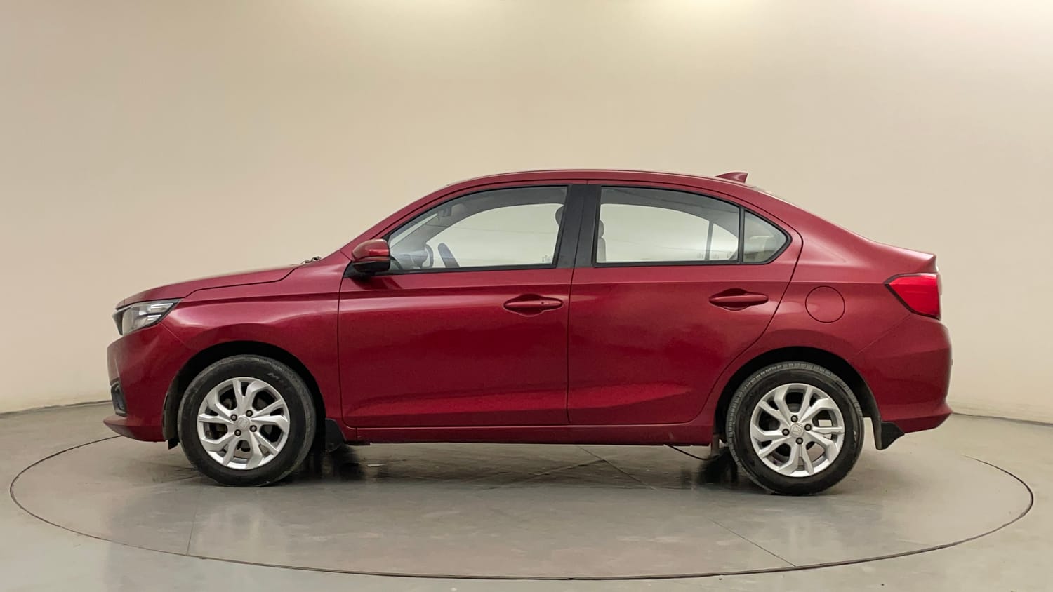 Used 2019 Honda Amaze 1.2 V CVT Petrol Petrol Automatic exterior LEFT SIDE VIEW