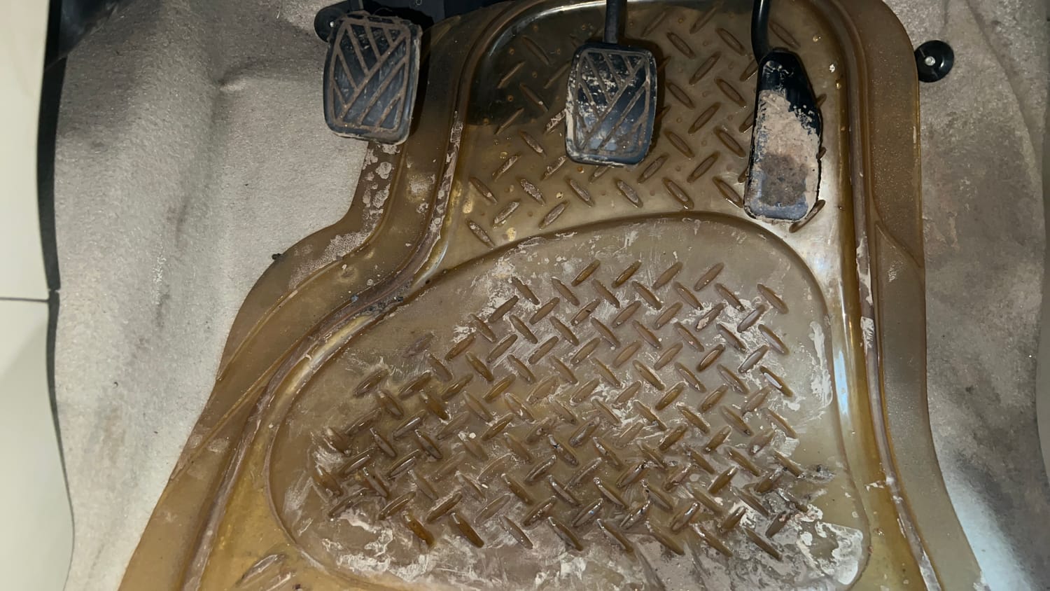 Used 2012 Maruti Suzuki A-Star Lxi Petrol Manual interior PEDALS VIEW