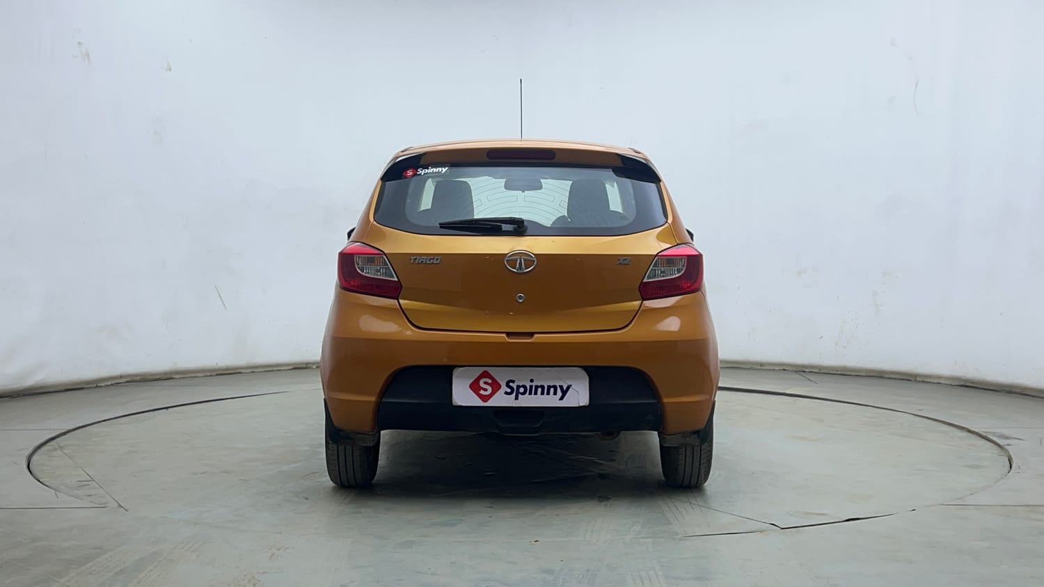 Used 2016 Tata Tiago Revotron XZ Petrol Manual exterior BACK VIEW