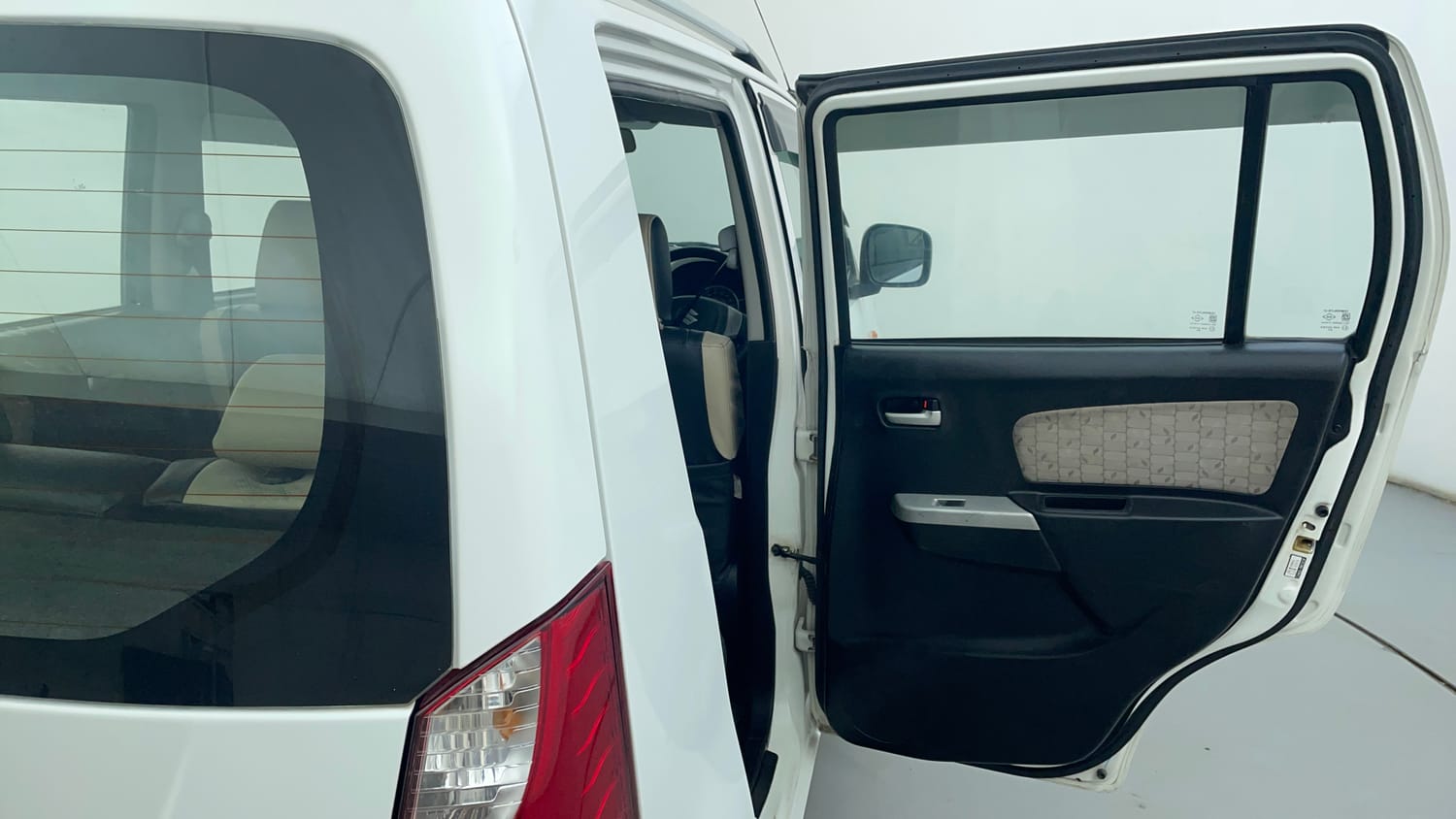 Used 2016 Maruti Suzuki Wagon R VXI Petrol Manual interior RIGHT REAR DOOR OPEN VIEW