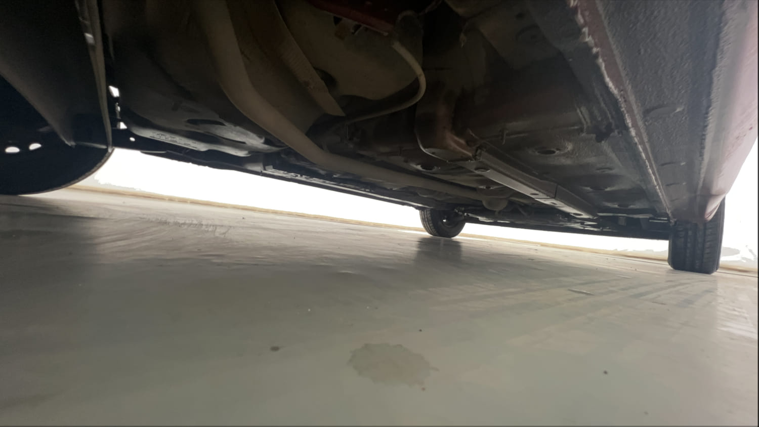 Used 2020 Hyundai Santro Magna Petrol Manual extra REAR RIGHT UNDERBODY VIEW