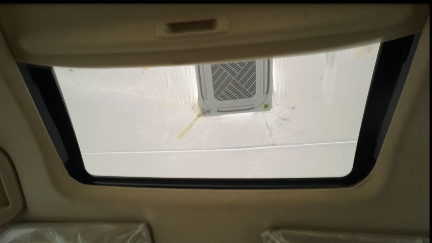 Used 2015 Honda City VX Petrol Manual top_features Sunroof