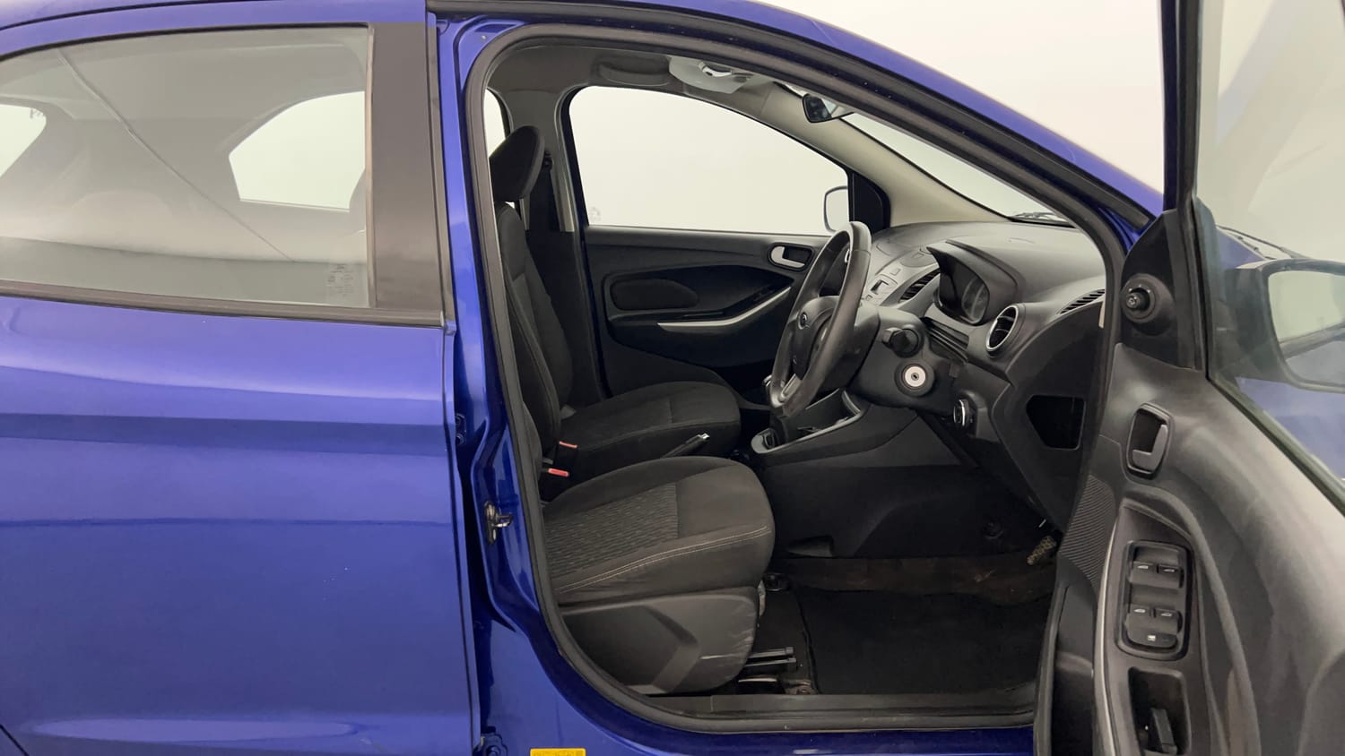 Used 2016 Ford Figo Trend 1.2 Ti-VCT Petrol Manual interior RIGHT SIDE FRONT DOOR CABIN VIEW