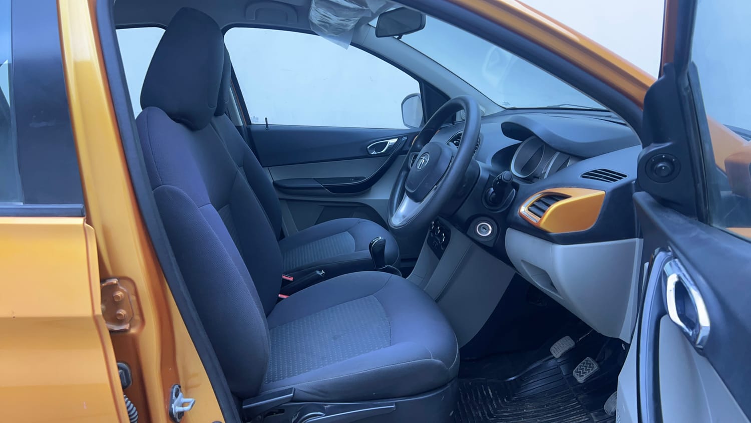 Used 2016 Tata Tiago Revotron XZ Petrol Manual interior RIGHT SIDE FRONT DOOR CABIN VIEW
