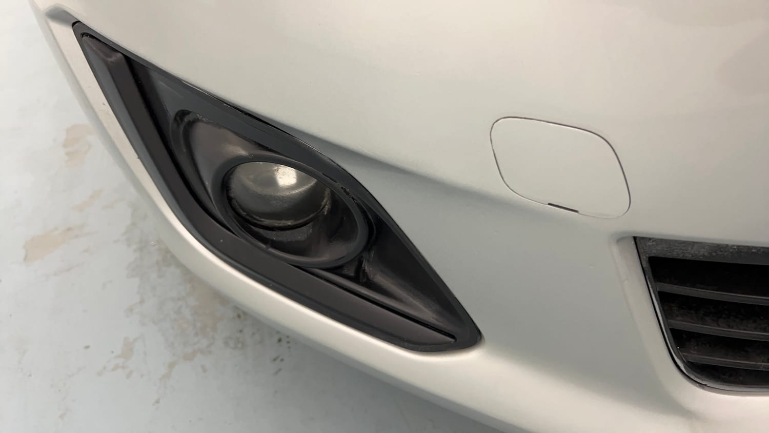 Used 2015 Maruti Suzuki Swift VXi Petrol Manual dents MINOR SCRATCH