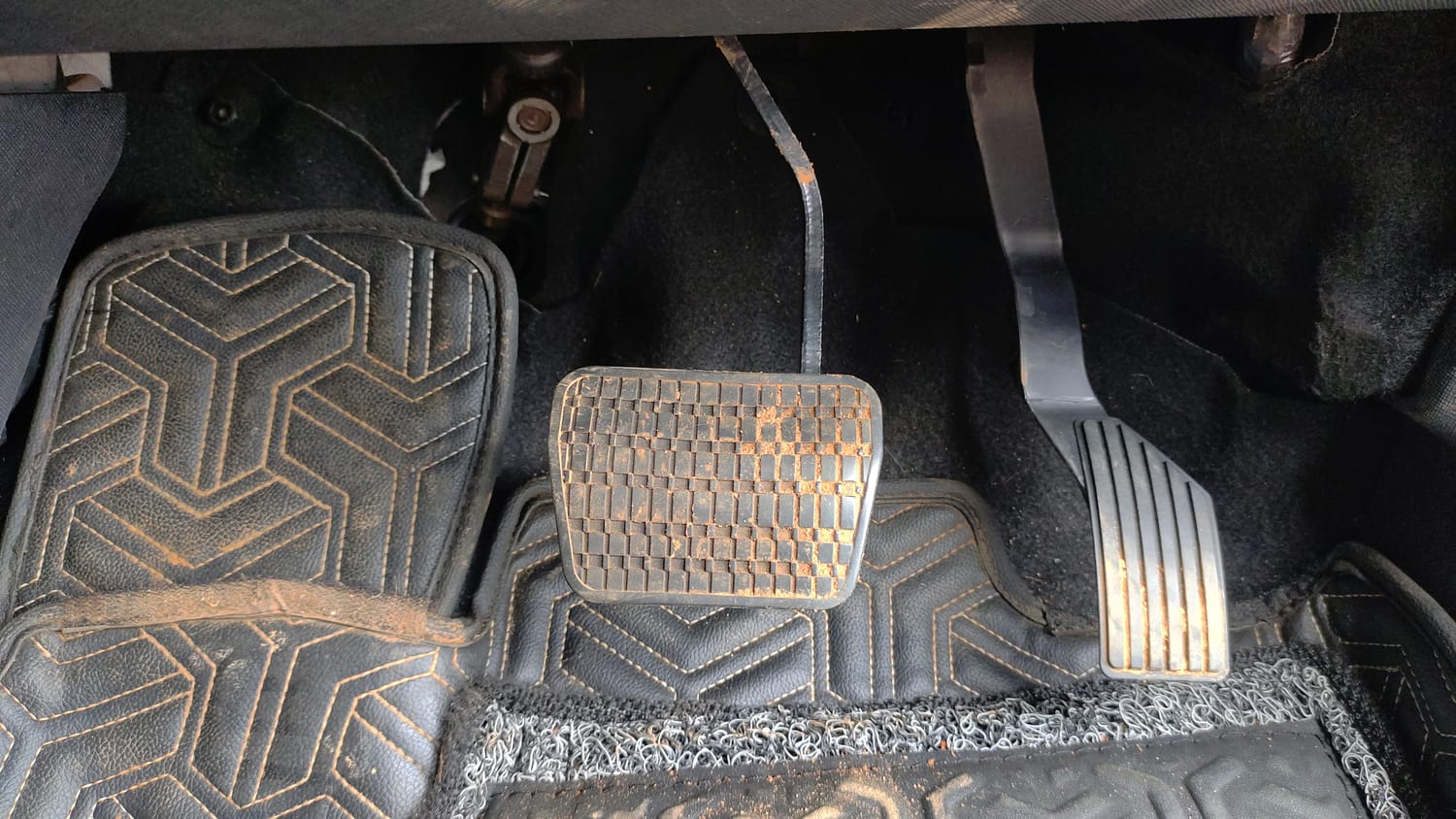 Used 2023 Tata Nexon Creative Plus S 1.2 Revotron Petrol 7DCA Petrol Automatic interior PEDALS VIEW