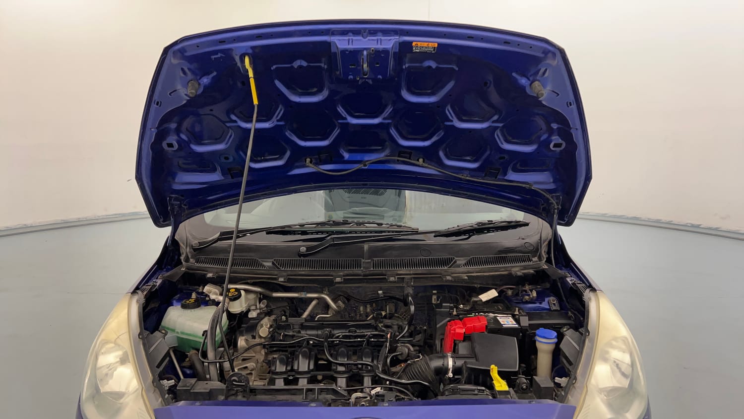 Used 2016 Ford Figo Trend 1.2 Ti-VCT Petrol Manual engine ENGINE & BONNET OPEN FRONT VIEW