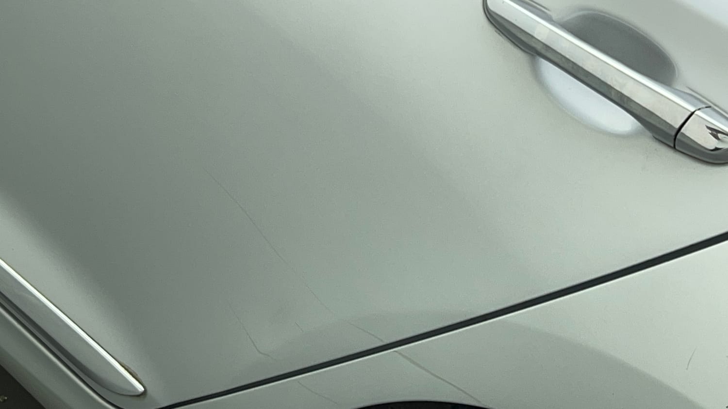 Used 2019 Hyundai Verna SX (O) 1.6 VTVT AT Petrol Automatic dents MINOR SCRATCH