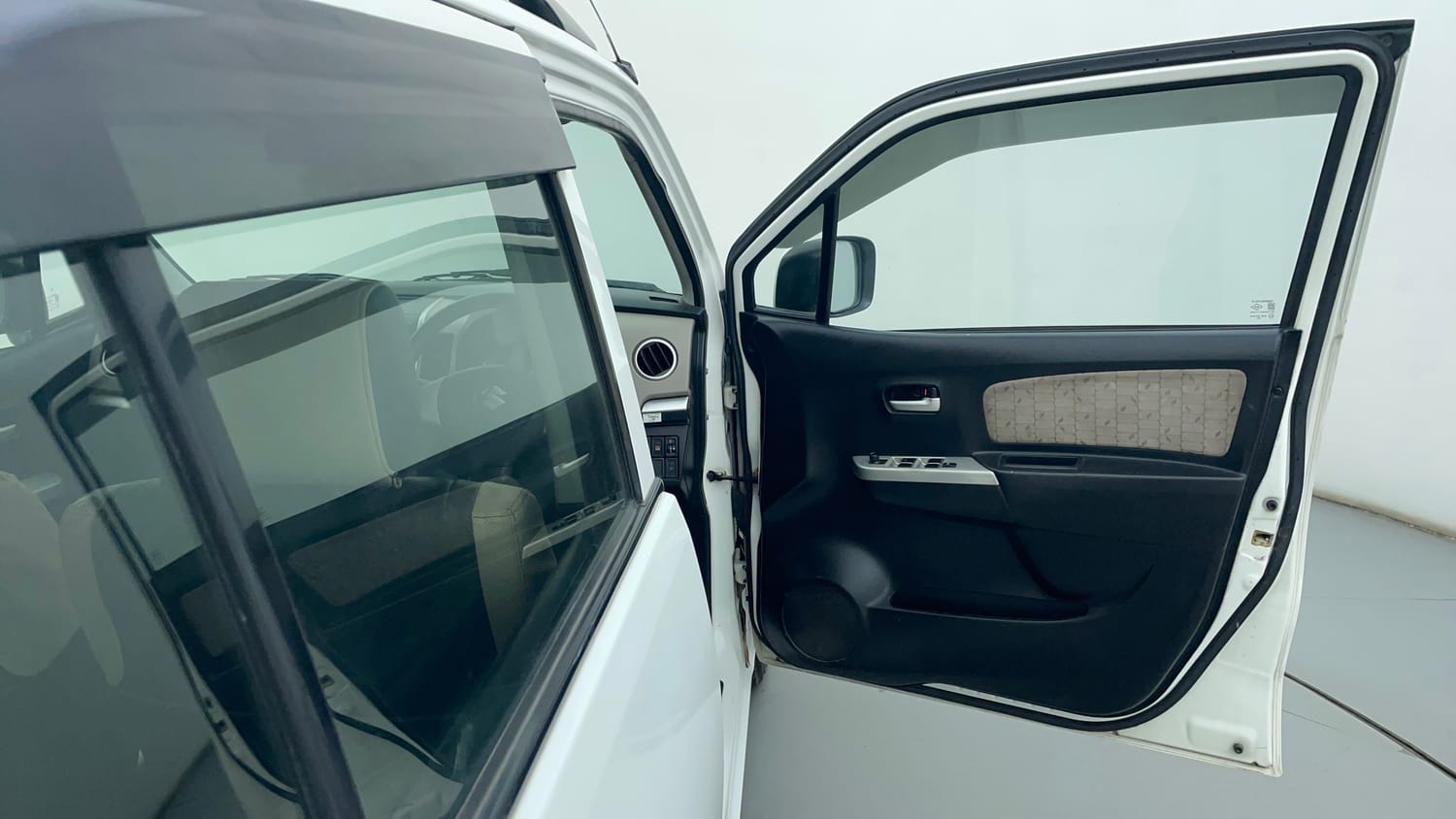 Used 2016 Maruti Suzuki Wagon R VXI Petrol Manual interior RIGHT FRONT DOOR OPEN VIEW