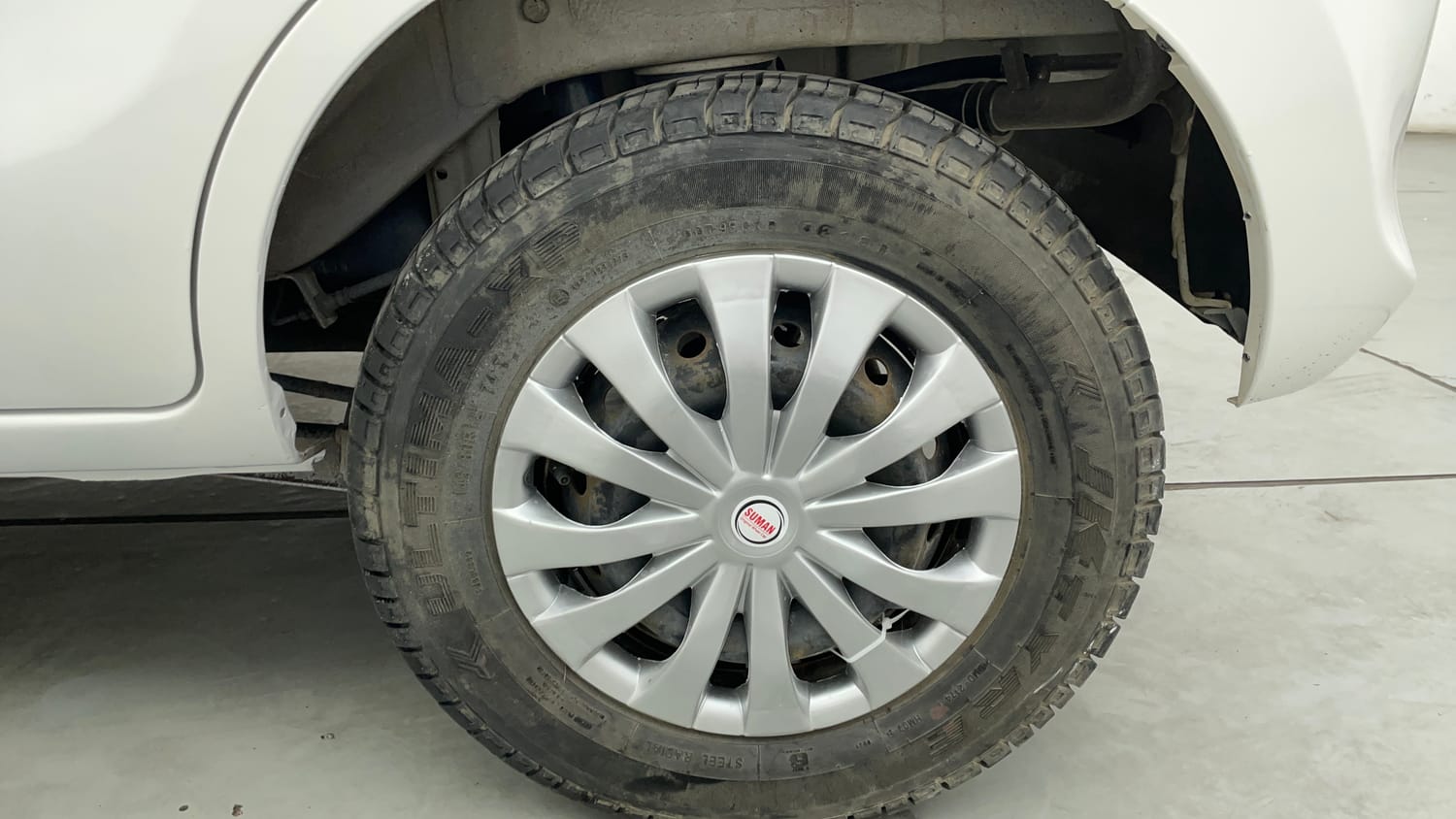 Used 2019 Maruti Suzuki Alto 800 LXi Petrol Manual tyres LEFT REAR TYRE RIM VIEW