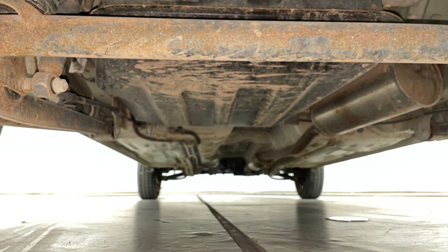 Used 2019 Maruti Suzuki Alto 800 LXi Petrol Manual extra REAR UNDERBODY VIEW (TAKEN FROM REAR)