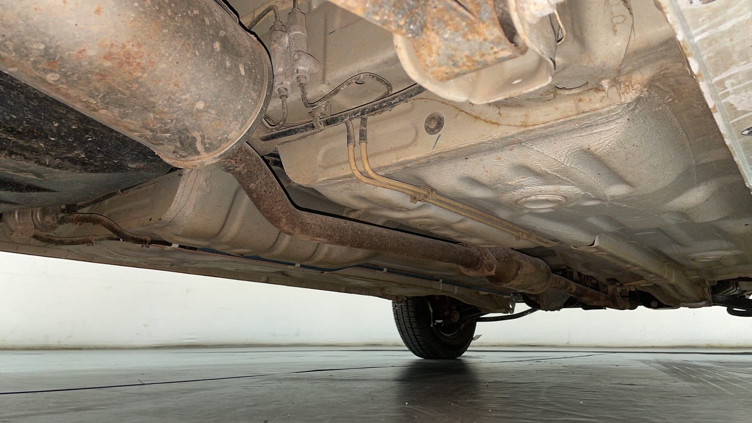 Used 2019 Maruti Suzuki Alto 800 LXi Petrol Manual extra REAR RIGHT UNDERBODY VIEW