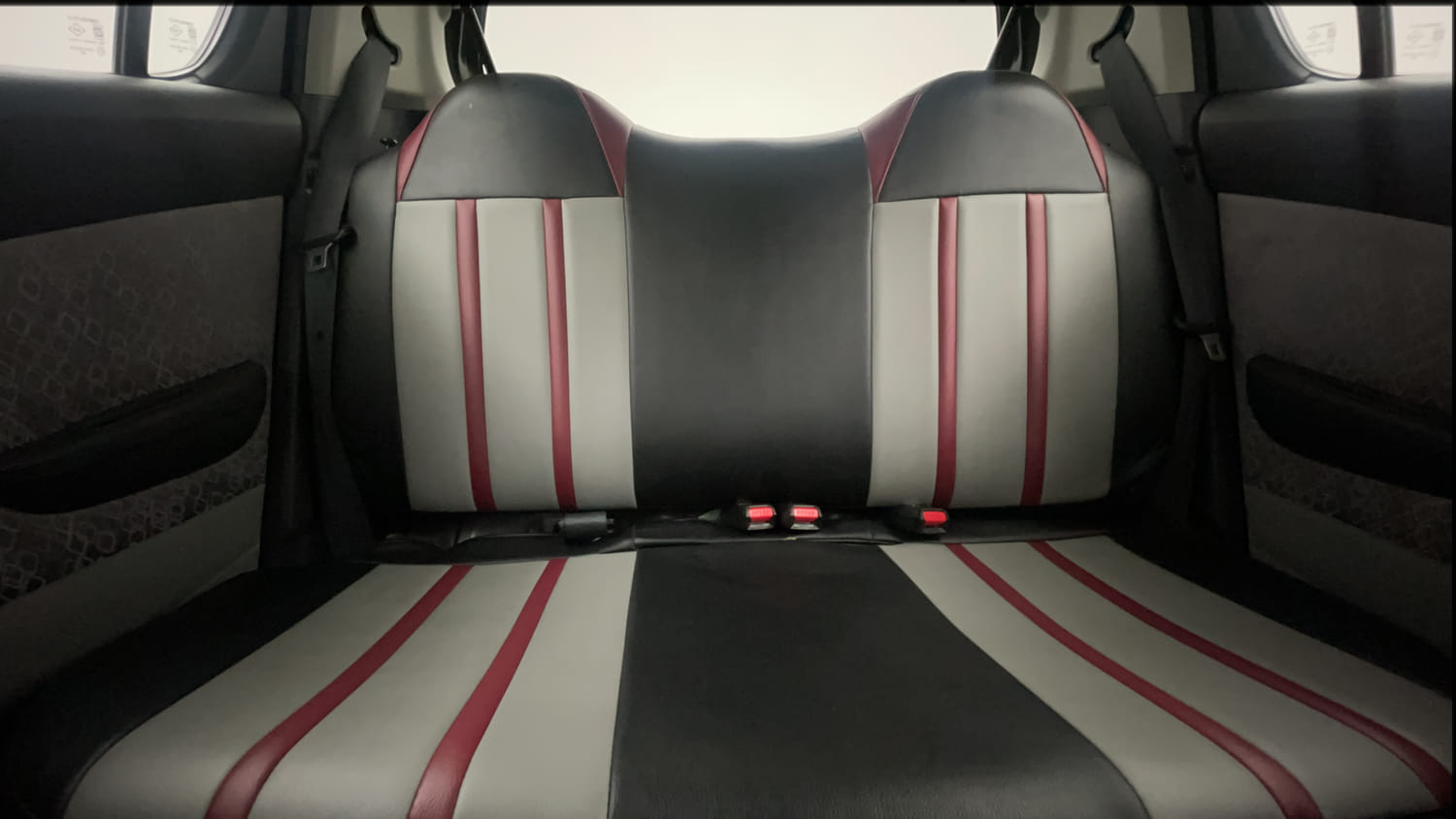 Used 2016 Maruti Suzuki Alto 800 Lxi Petrol Manual interior REAR SEAT CONDITION VIEW