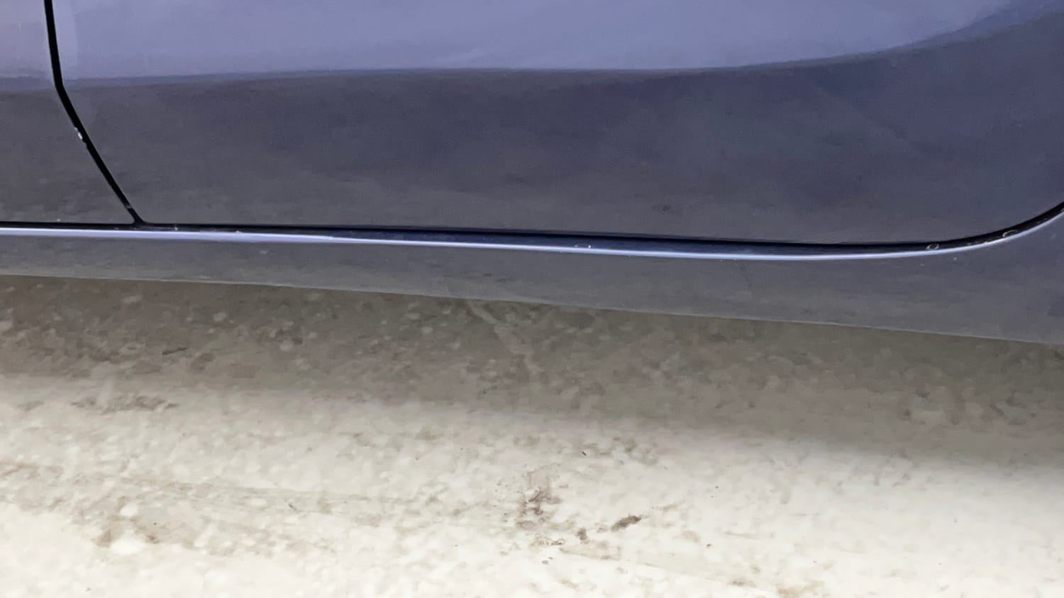 Used 2022 Maruti Suzuki Swift VXi AMT Petrol Automatic dents MINOR SCRATCH