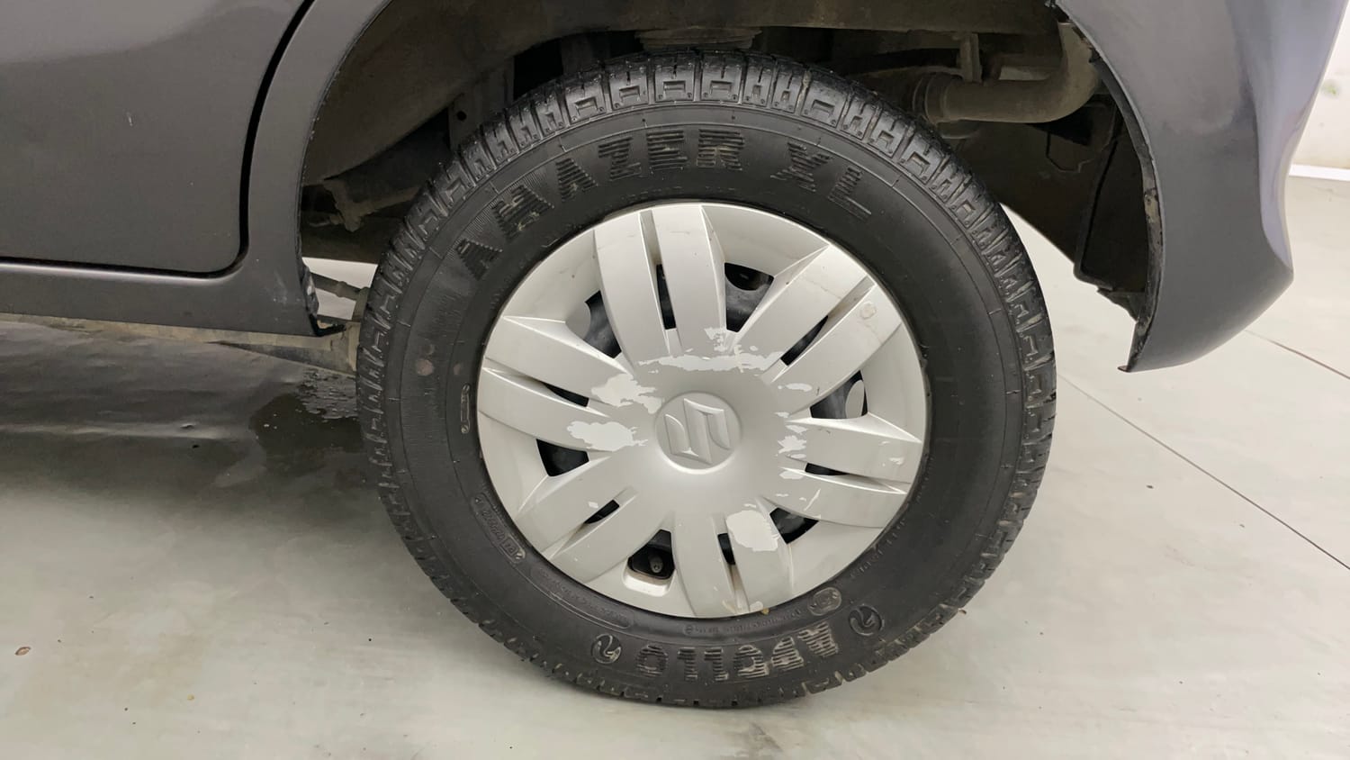 Used 2016 Maruti Suzuki Alto 800 Lxi Petrol Manual tyres LEFT REAR TYRE RIM VIEW