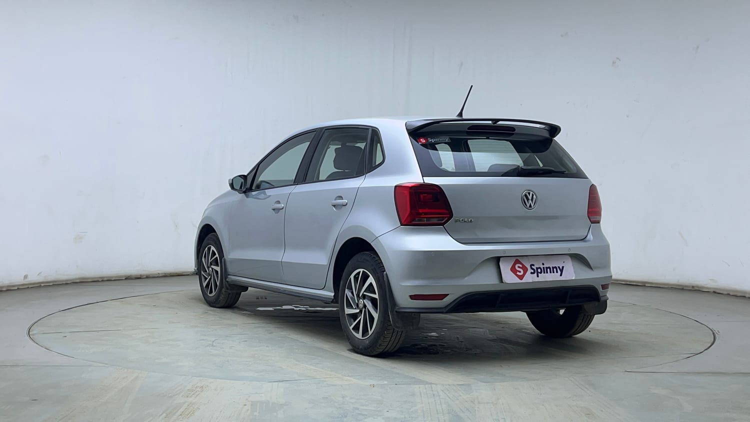 Used 2020 Volkswagen Polo Comfortline 1.0L (P) Petrol Manual exterior LEFT REAR CORNER VIEW