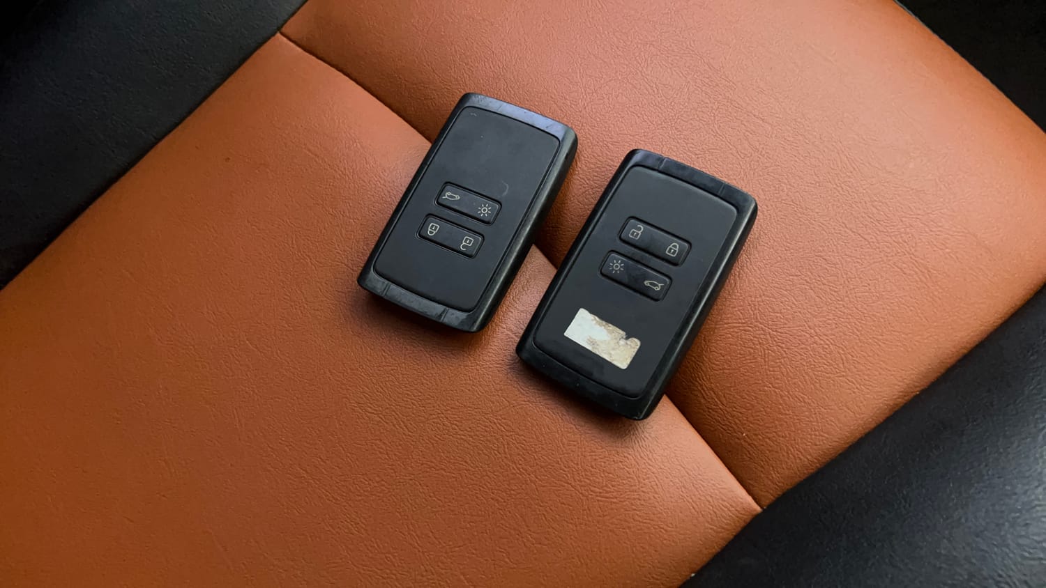 Used 2021 Renault Kiger RXT MT Petrol Manual extra CAR KEY VIEW