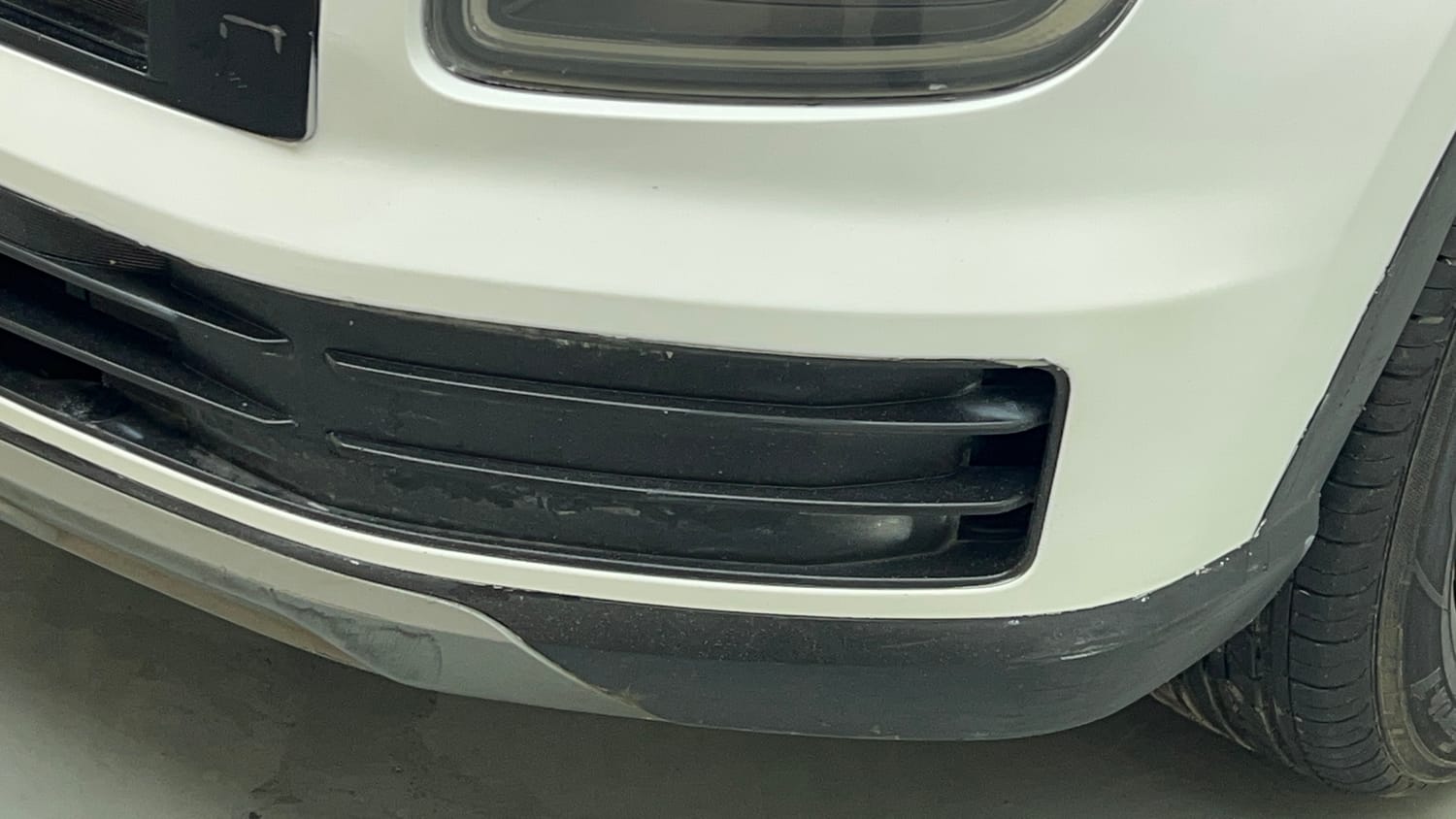 Used 2022 Hyundai Venue S (O) 1.2 Petrol Cng Manual dents MINOR SCRATCH