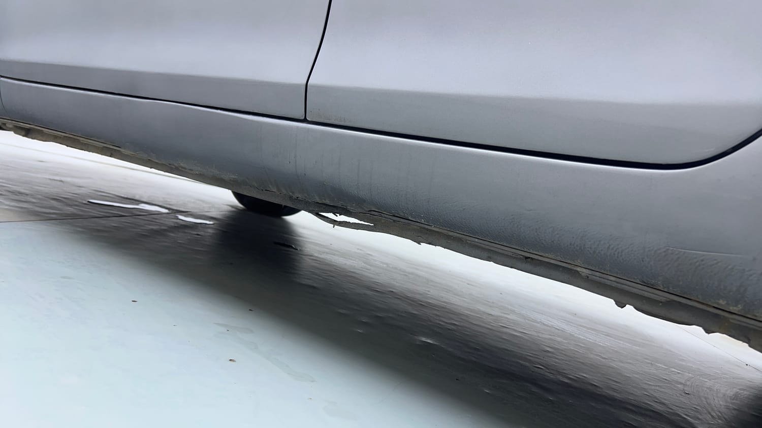 Used 2012 Maruti Suzuki Swift VXi Petrol Manual dents MINOR DENT