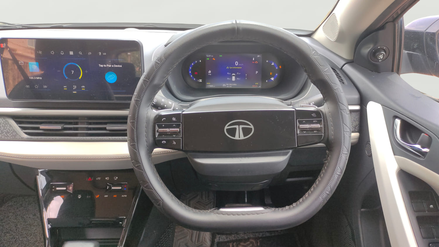 Used 2023 Tata Nexon Creative Plus S 1.2 Revotron Petrol 7DCA Petrol Automatic interior STEERING VIEW
