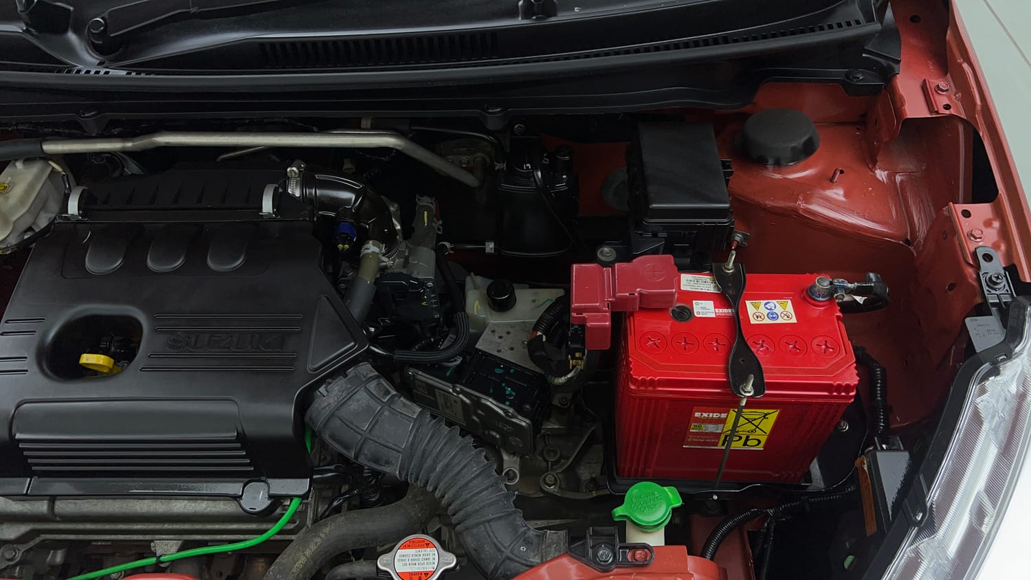 Used 2020 Maruti Suzuki Celerio ZXi (O) AMT Petrol Automatic engine ENGINE LEFT SIDE VIEW