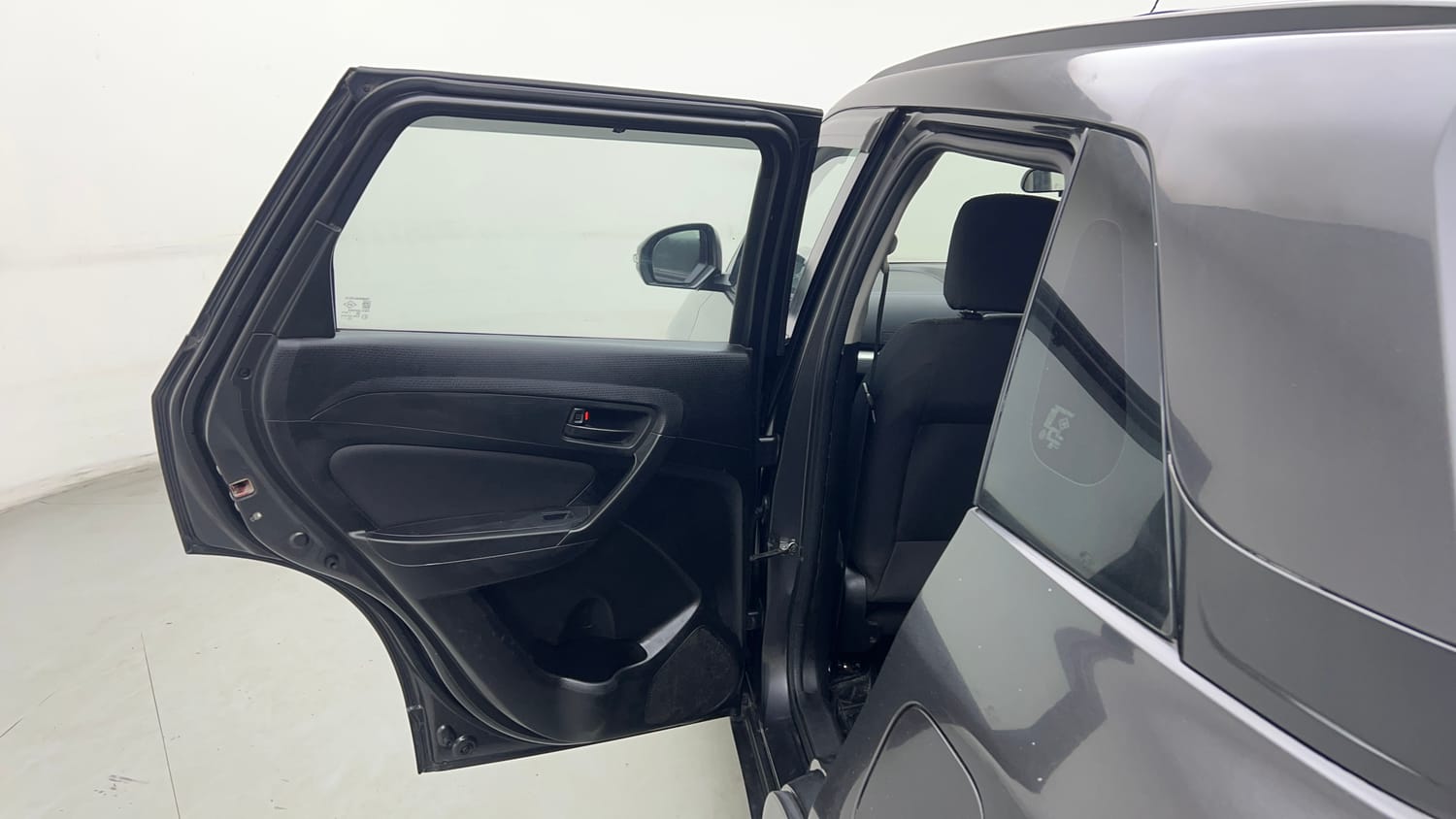 Used 2021 maruti-suzuki Vitara Brezza VXi Petrol Manual interior LEFT REAR DOOR OPEN VIEW