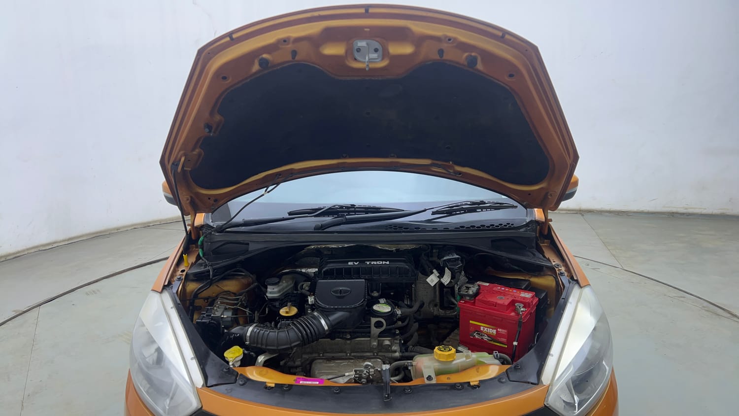 Used 2016 Tata Tiago Revotron XZ Petrol Manual engine ENGINE & BONNET OPEN FRONT VIEW