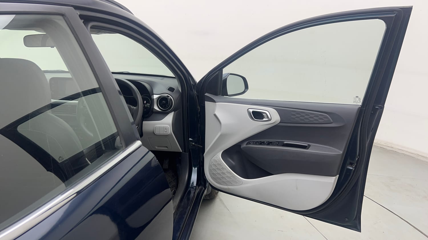 Used 2020 Hyundai Grand i10 Nios Sportz AMT 1.2 Kappa VTVT Petrol Automatic interior RIGHT FRONT DOOR OPEN VIEW